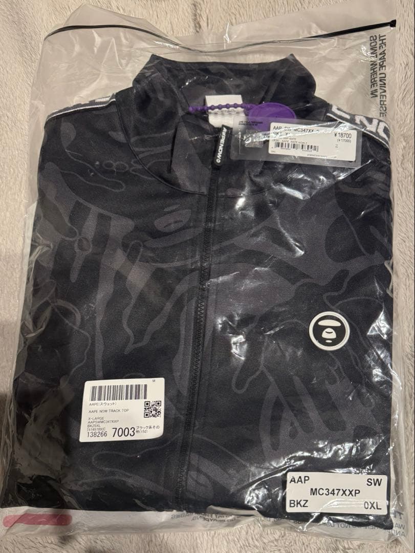 AAPE NOWトラックトップクリスマス限定BAPE ジャージ黒