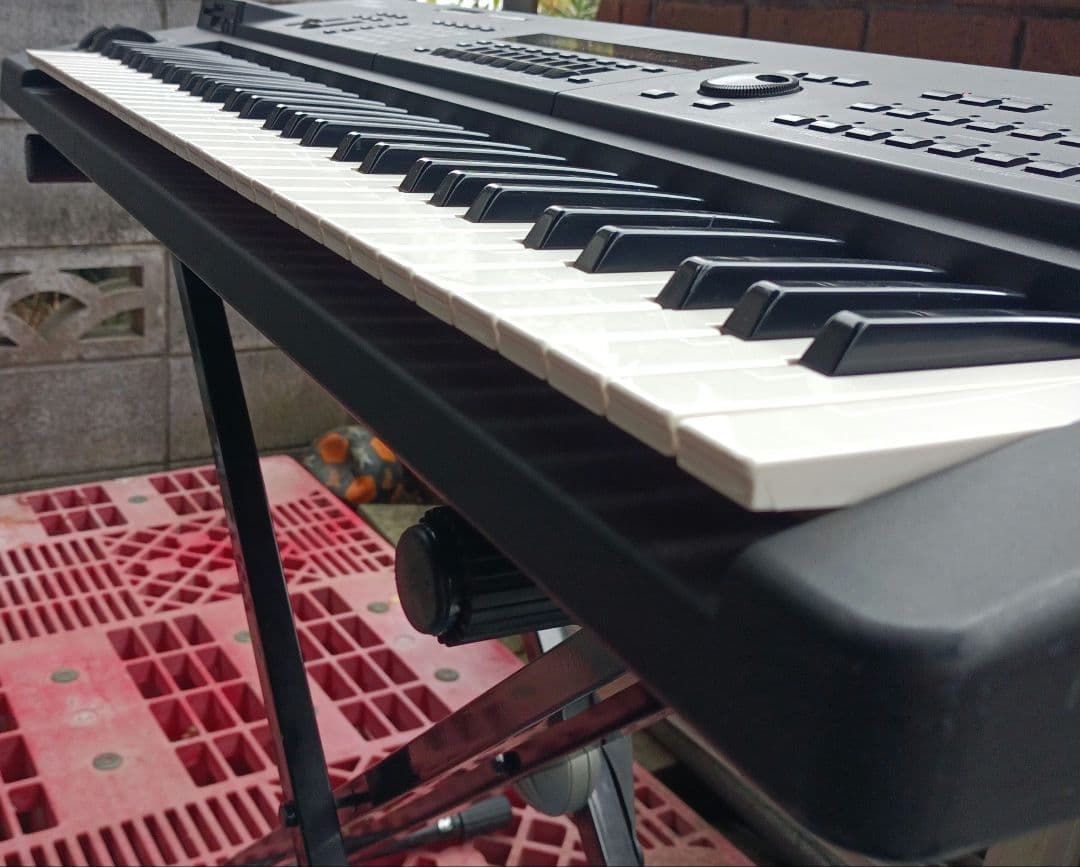 Yamaha SY85　シンセサイザー