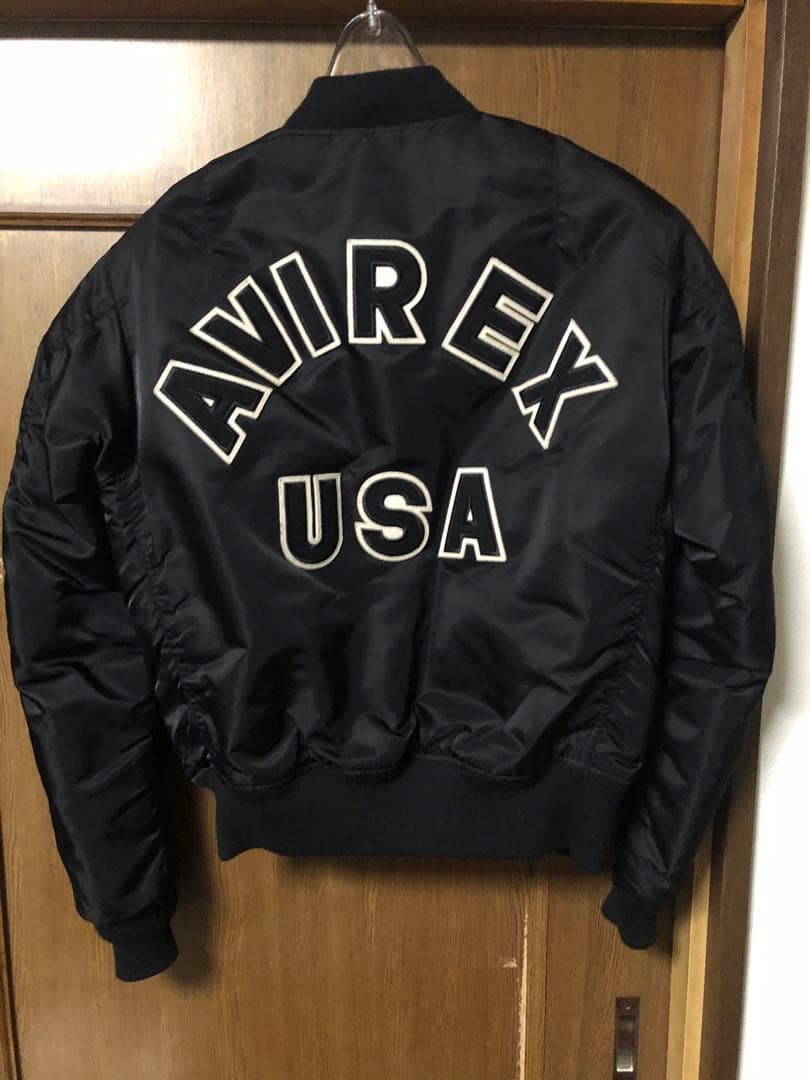 美品AVIREX MA-1フライトジャケット黒Ｍコマーシャルロゴデカアーチロゴ