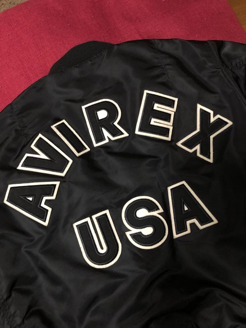 美品AVIREX MA-1フライトジャケット黒Ｍコマーシャルロゴデカアーチロゴ