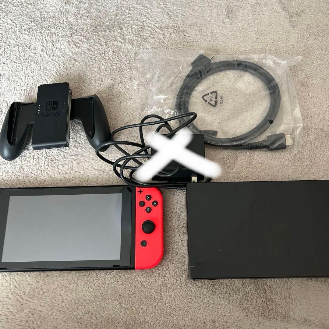 Nintendo Switch 赤/黒 本体 付属品付き　あつ森カセット付き