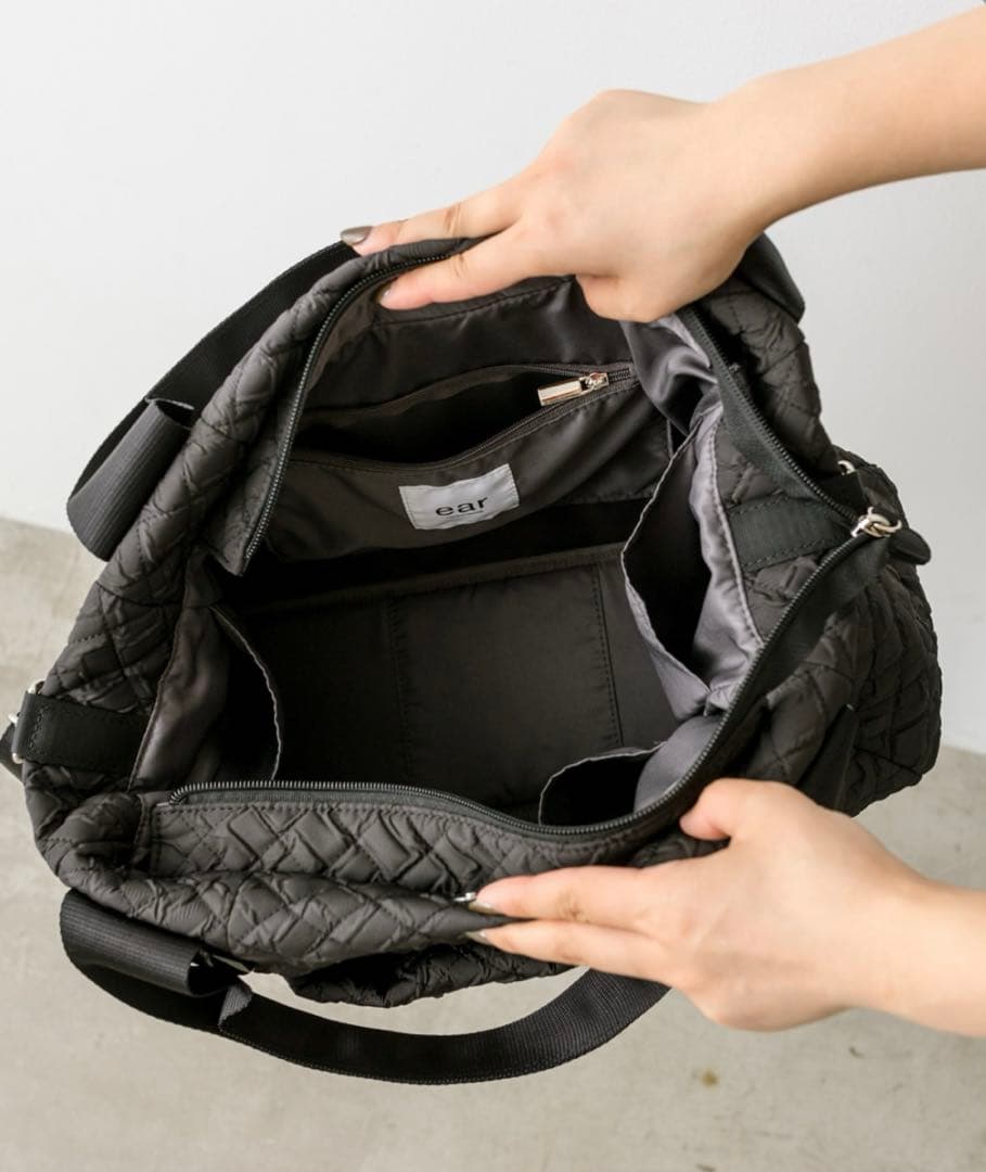 イアパピヨネ《A4可/ショルダー付き》キルティング 樹脂パーツトートバッグ M