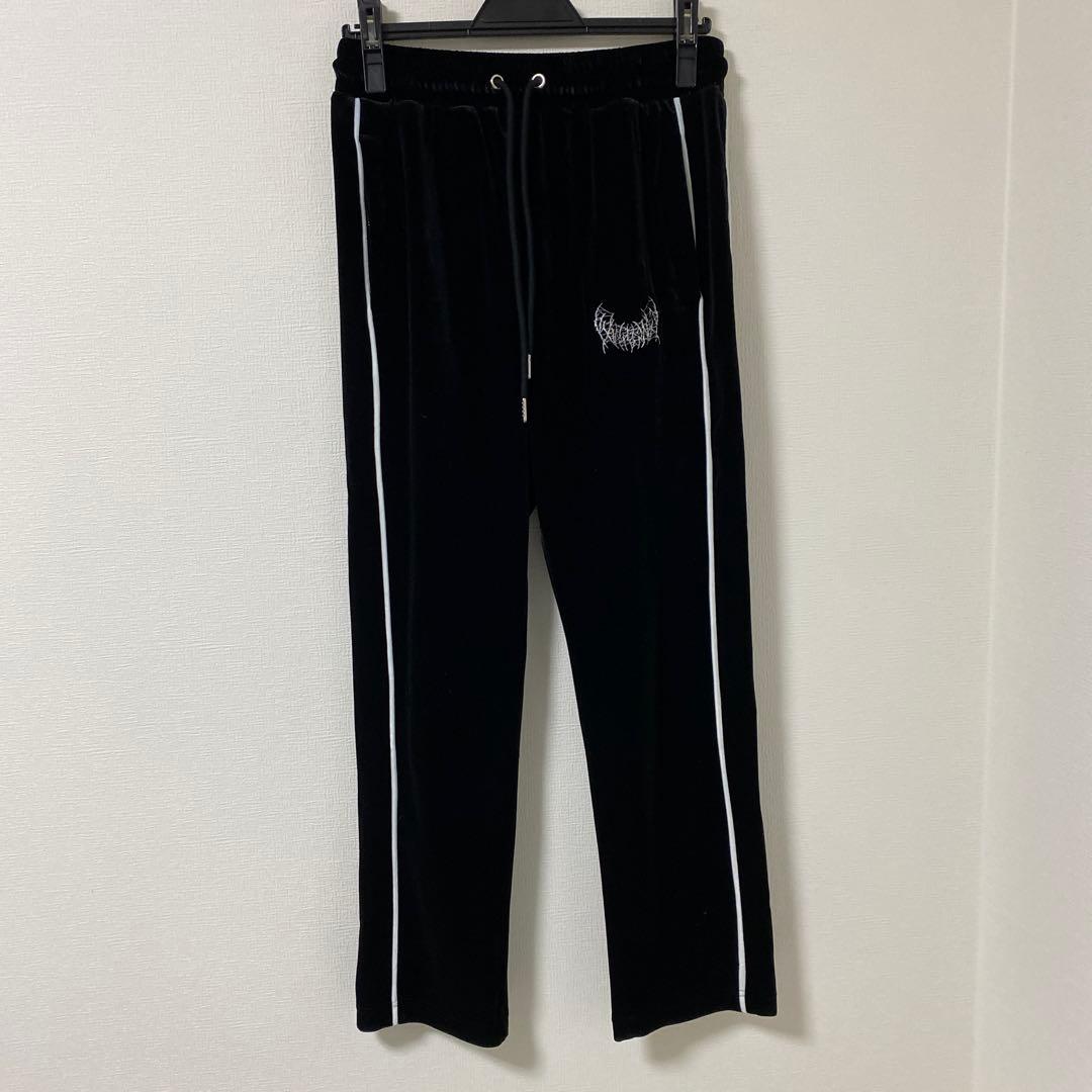 YXNGBRATZ ベロア上下セットアップ