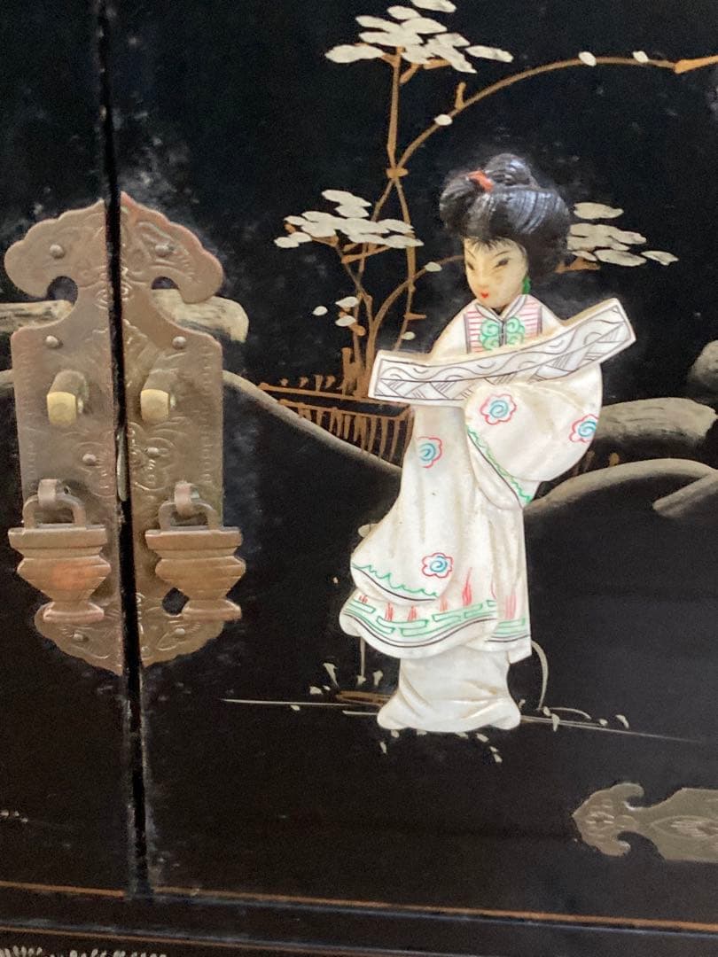 ビンテージ家具 螺鈿細工 観音扉 棚 ビンテージ インテリア螺鈿家具