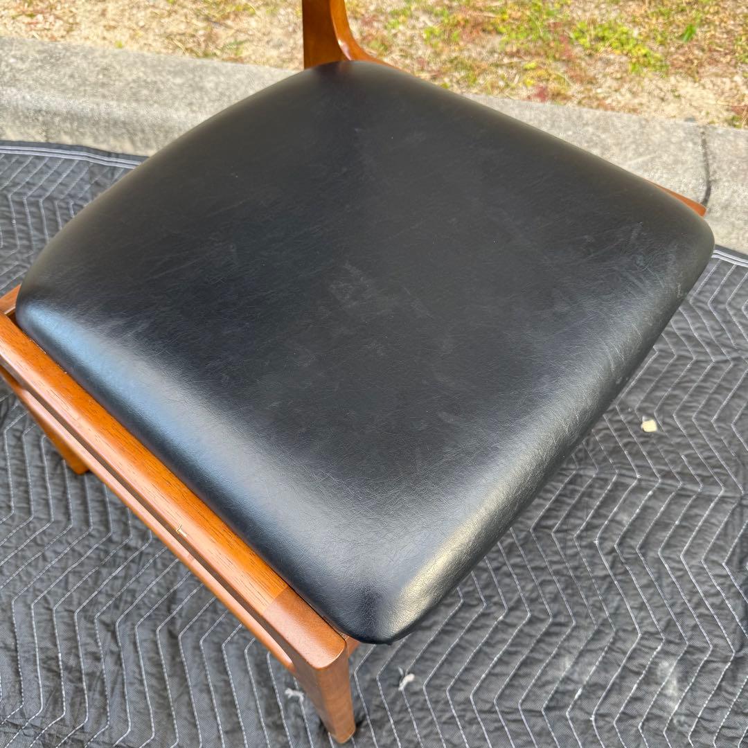 ① カリモク60 プラス　アームレス　ダイニングチェア ブラック ヴィンテージ