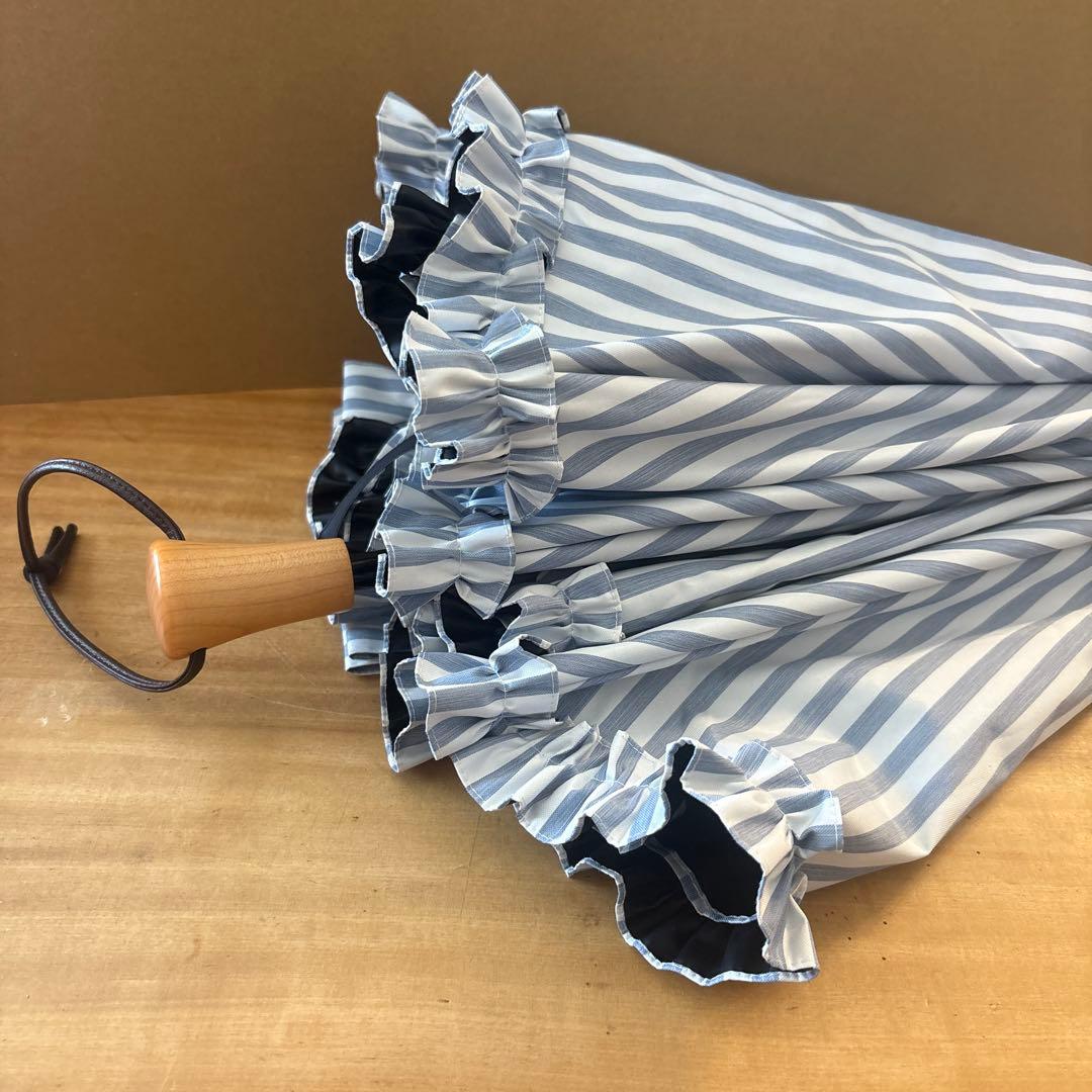 サンバリア100 ストライプフリル　2段折日傘