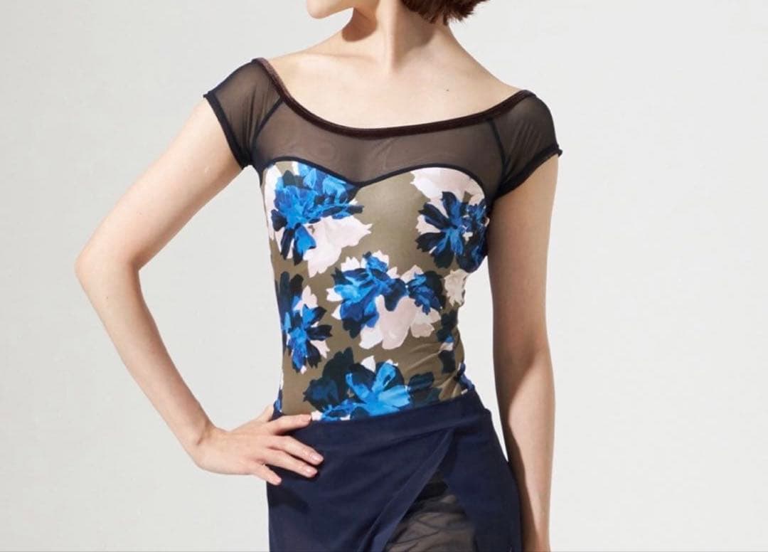 【チャコット】レオタード M（タグ付き）