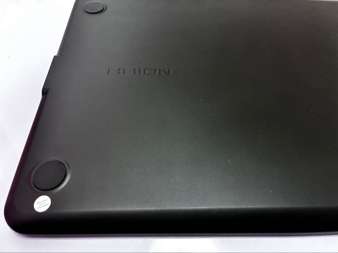 値下げしました。HUION kamvas 13 液タブ　ペンタブ　タブレット