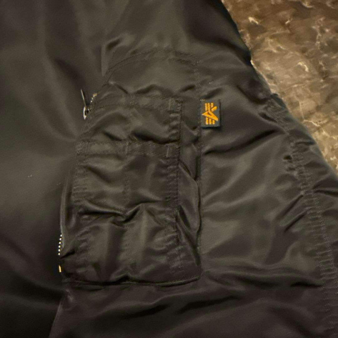 黒 MA-1 フライトジャケット オレンジ裏地