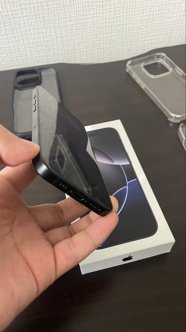 iPhone 16 Pro 128GB ブラック SIMフリー 残債なし 美品