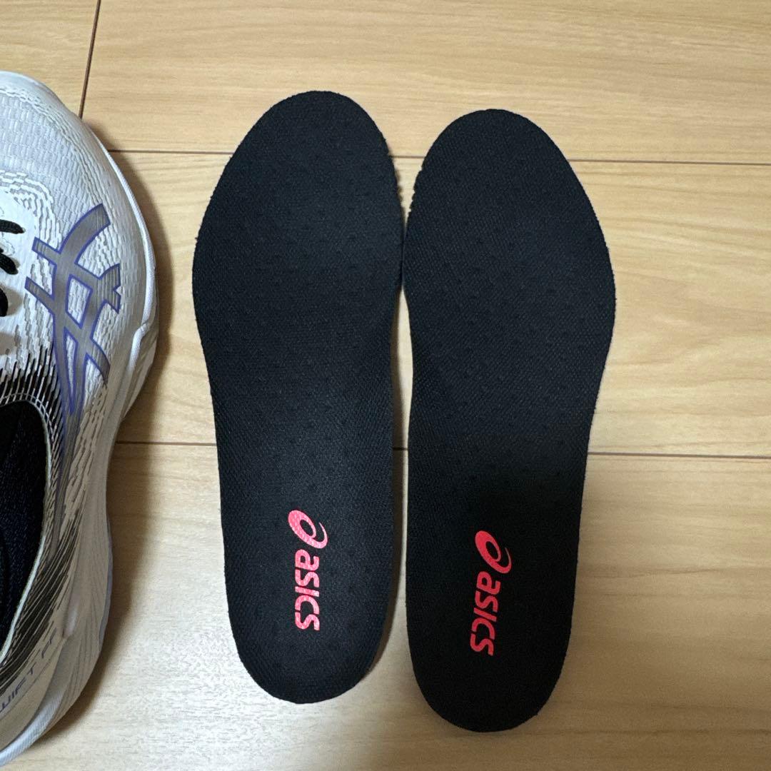 お得！！ASICS バレーボールシューズ25.5cm 4E