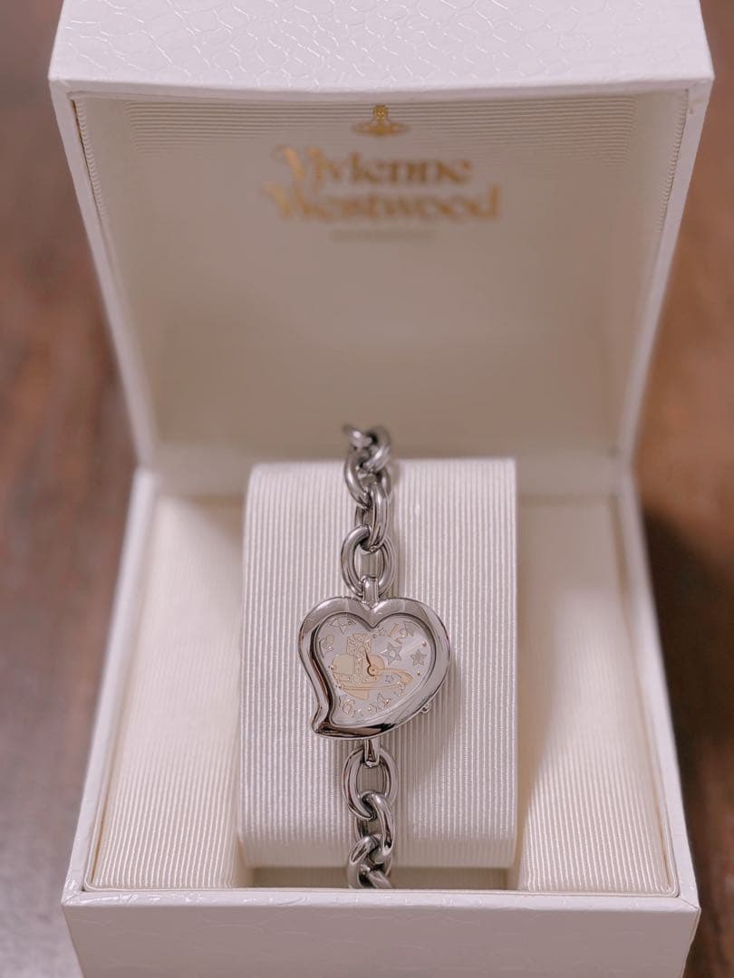 【希少】Vivienne Westwood ハート型 腕時計