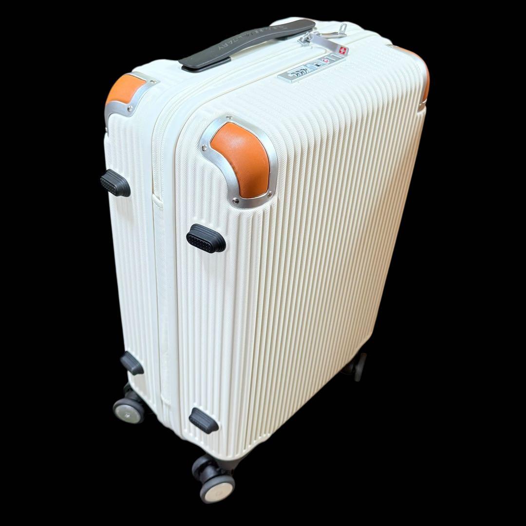 【新品未使用】機内持ち込み可　スイスミリタリー キャリーケース　コストコ