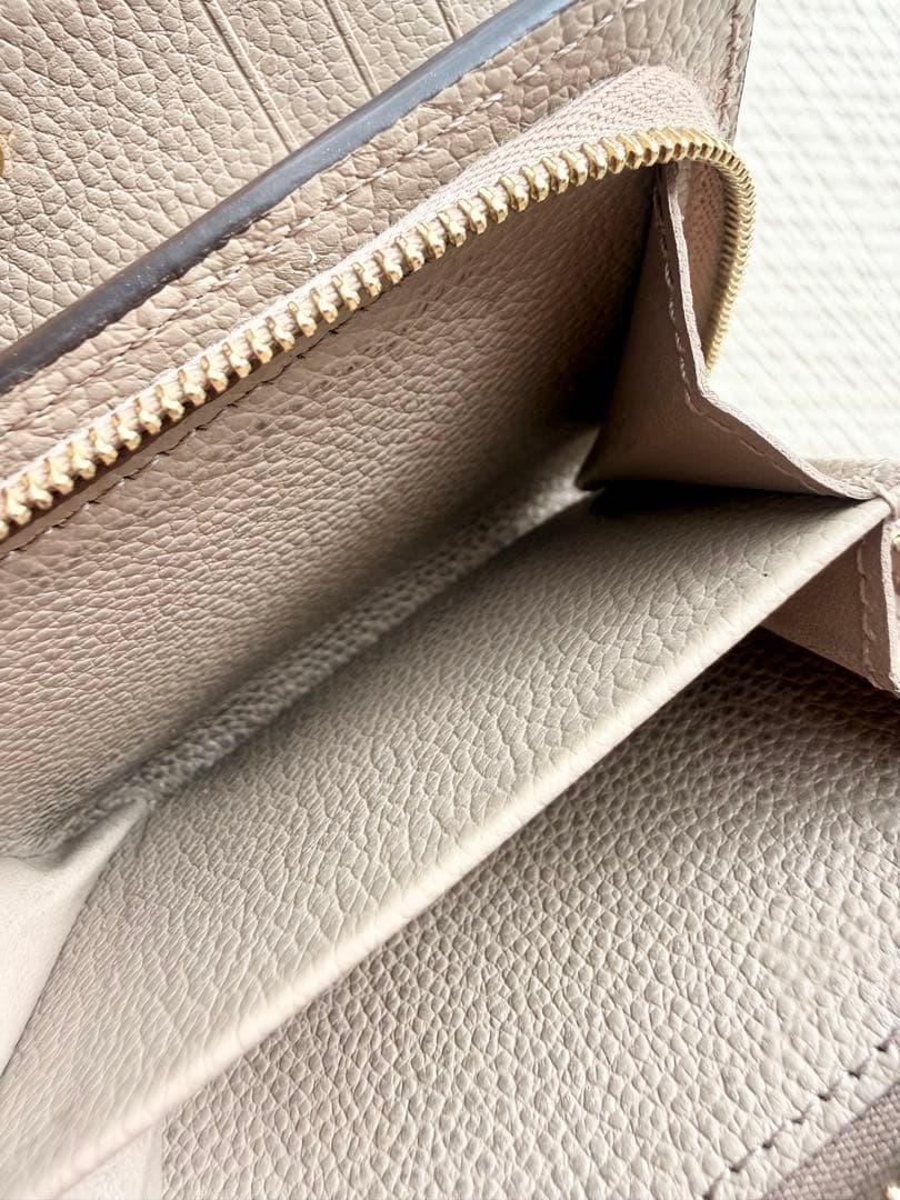 LOUIS VUITTON ポルトフォイユクレア　トゥルトレール