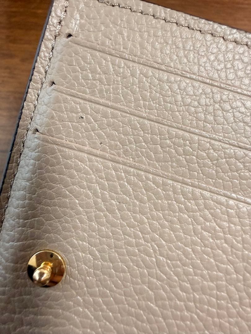 LOUIS VUITTON ポルトフォイユクレア　トゥルトレール