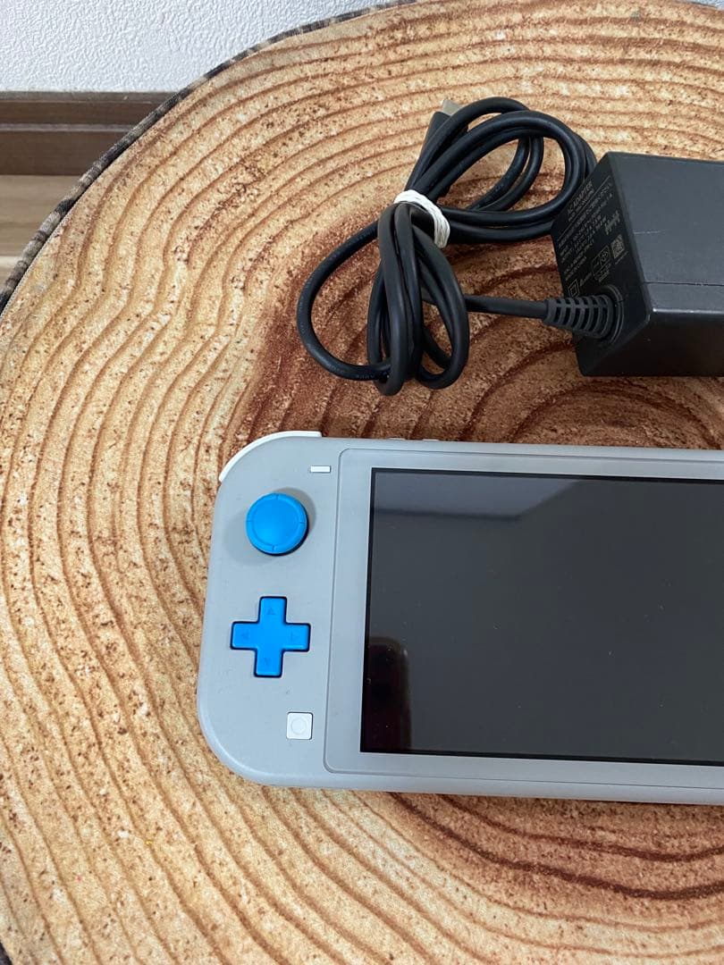 Nintendo Switch Lite ザシアン ザマゼンタ 箱無し