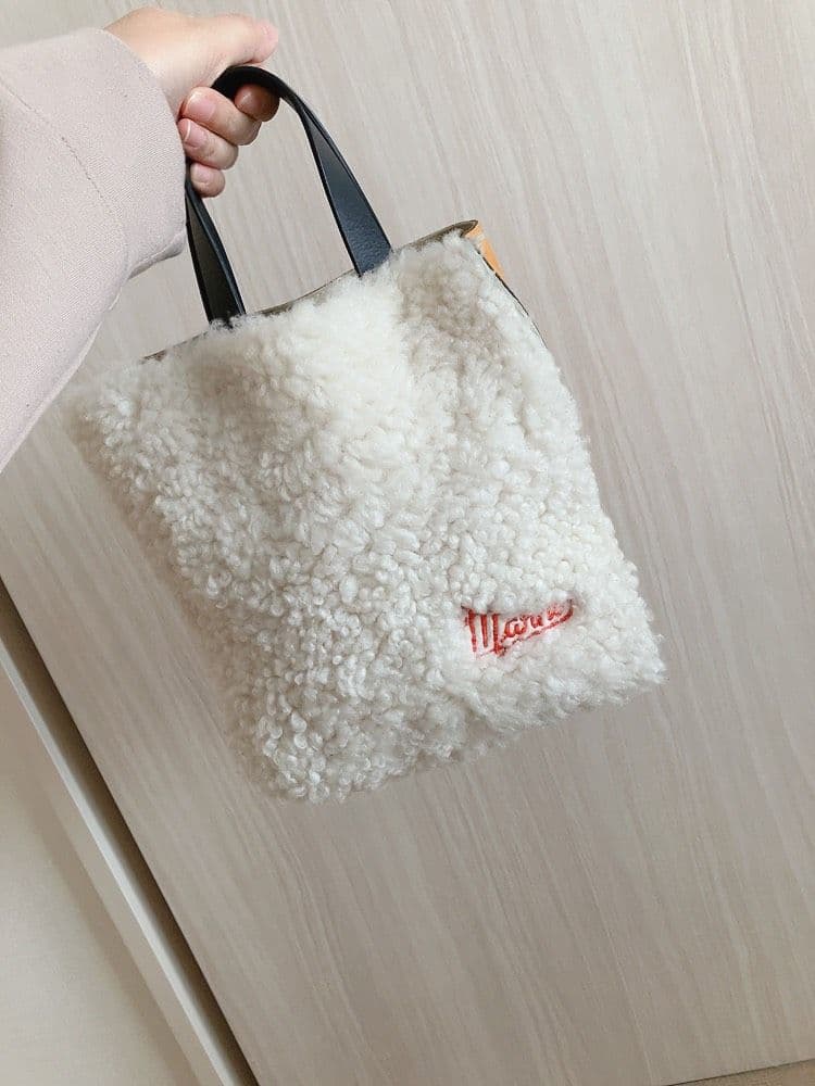 美品★MARNI✨マルニ MUSEO ミュゼオ　2WAYショルダーバッグ☆ファー