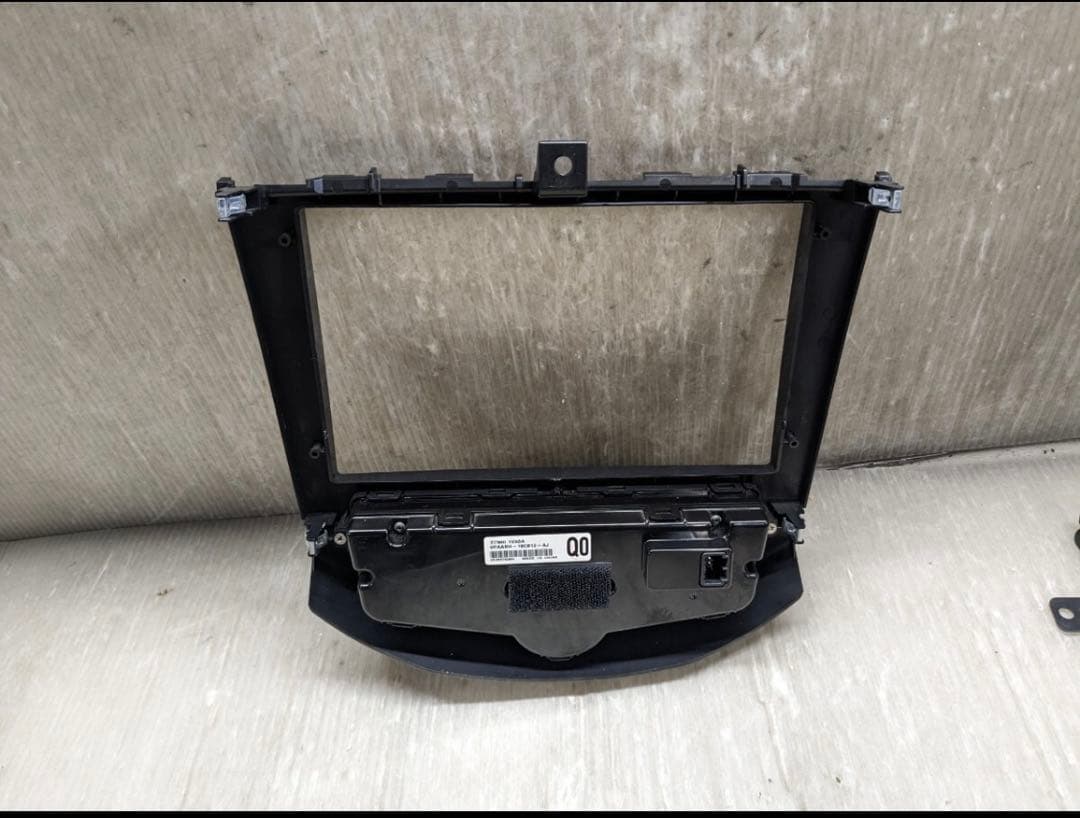 【☆】セレナC26前期9インチ用オーディオパネル