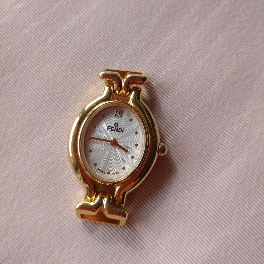 フェンディFENDI 腕時計　カメレオン （時計内部品交換済）レディース