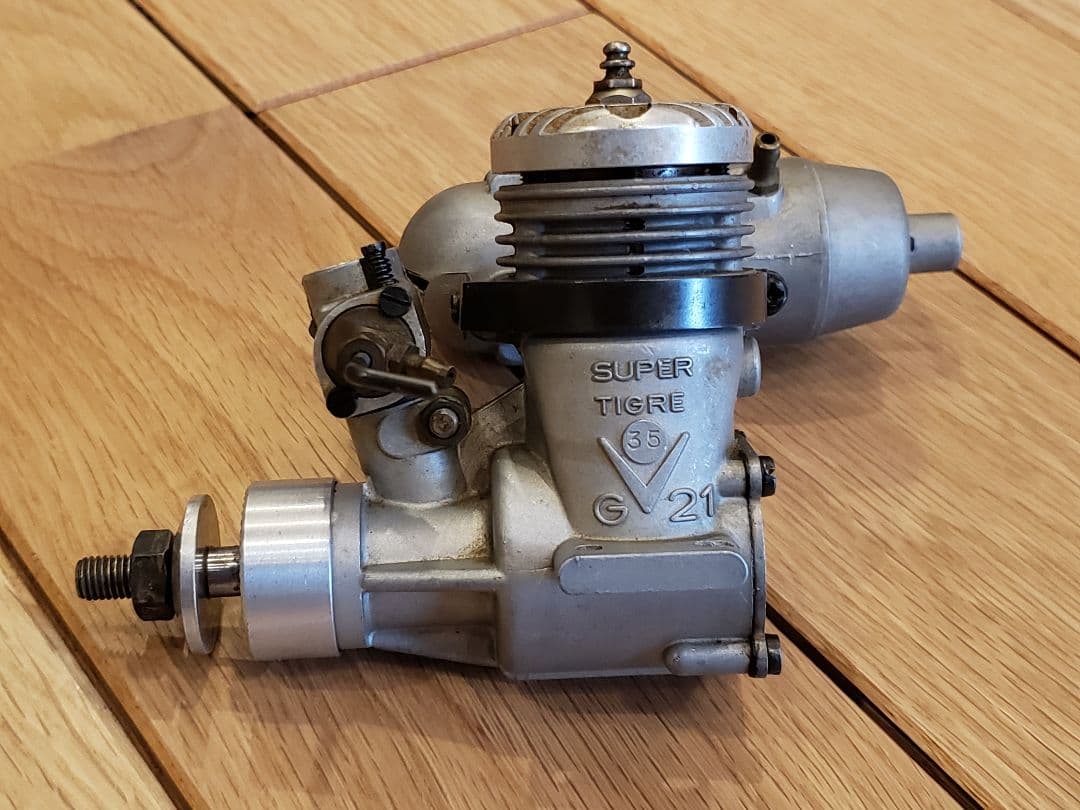 RC飛行機用エンジン他　SUPER TIGER OS MAX ENYA