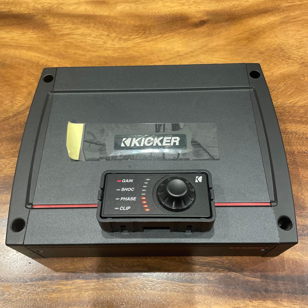 kicker アンプ　KXA800.1