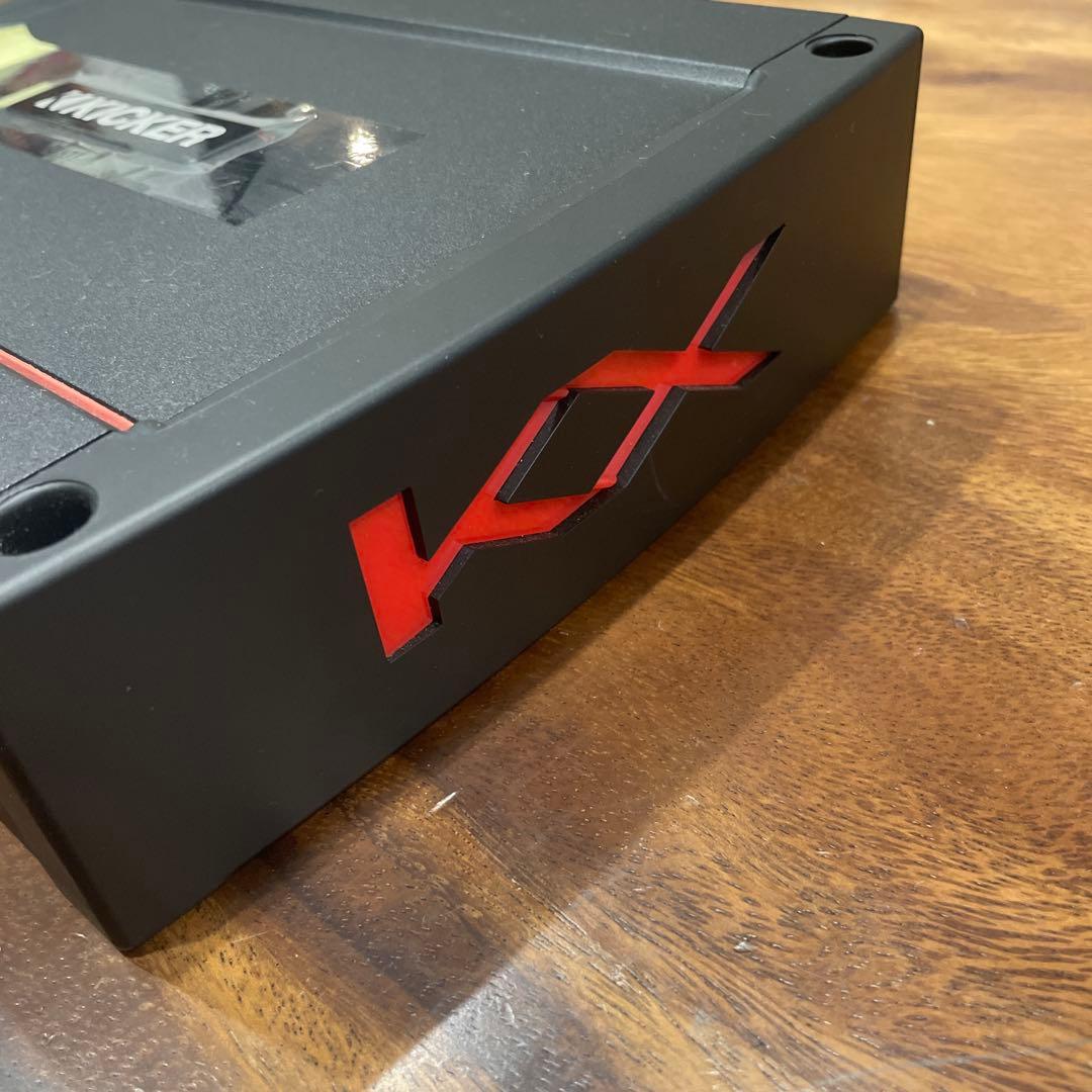 kicker アンプ　KXA800.1