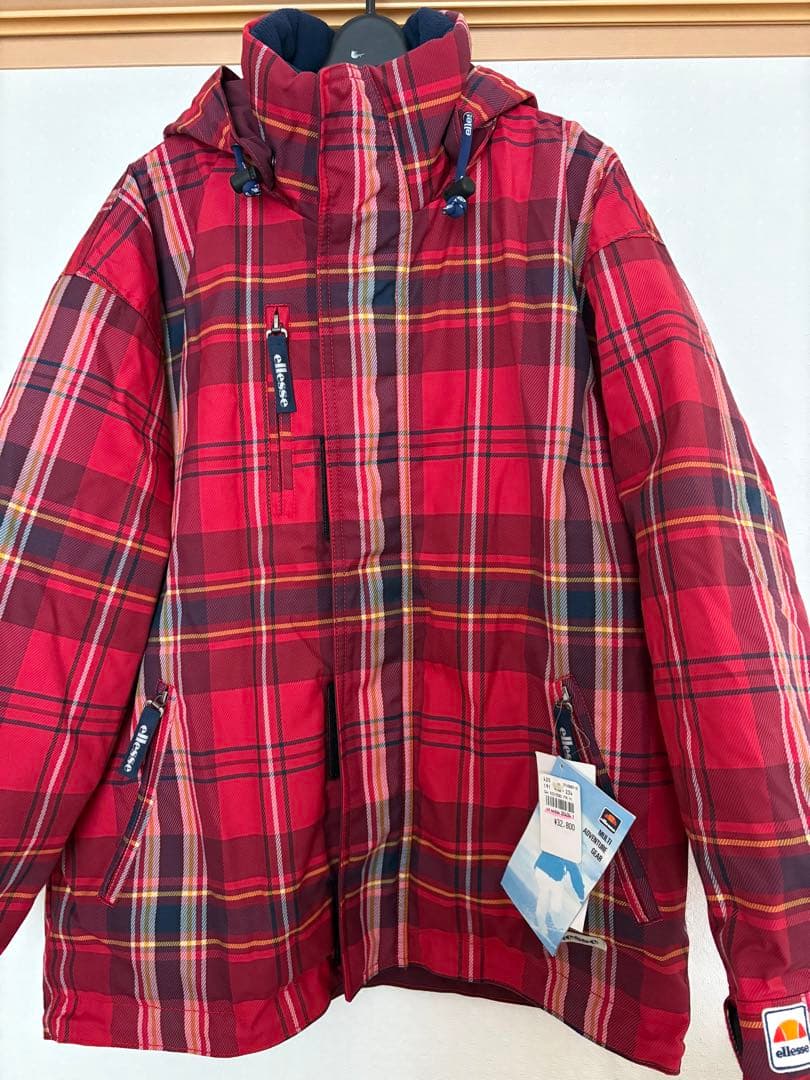 【新品未使用タグ付】ellesse スキーウェア レディースM 帽子付き