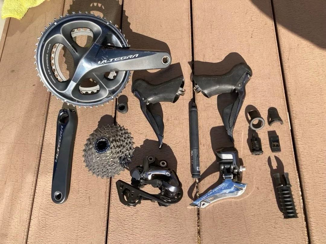 アルテグラ　di2 r8070 セット　170 50*34 新品ブラケットフード