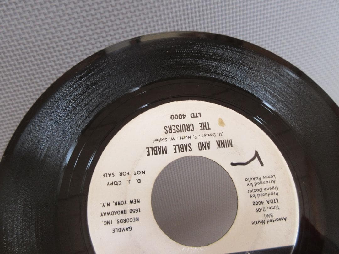 ★THE CRUISERS / MINK AND SABLE MABLE★