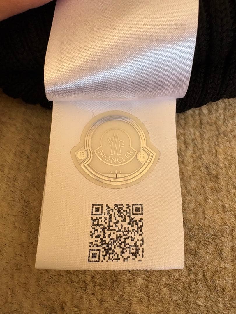 【MONCLER】ブラック ニット帽 BERRETTO