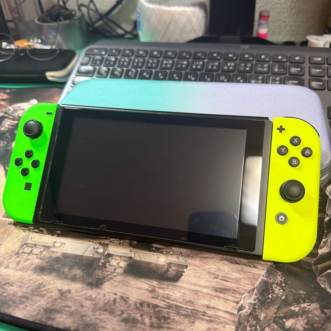 2023年製Nintendo Switch 本体・ケース