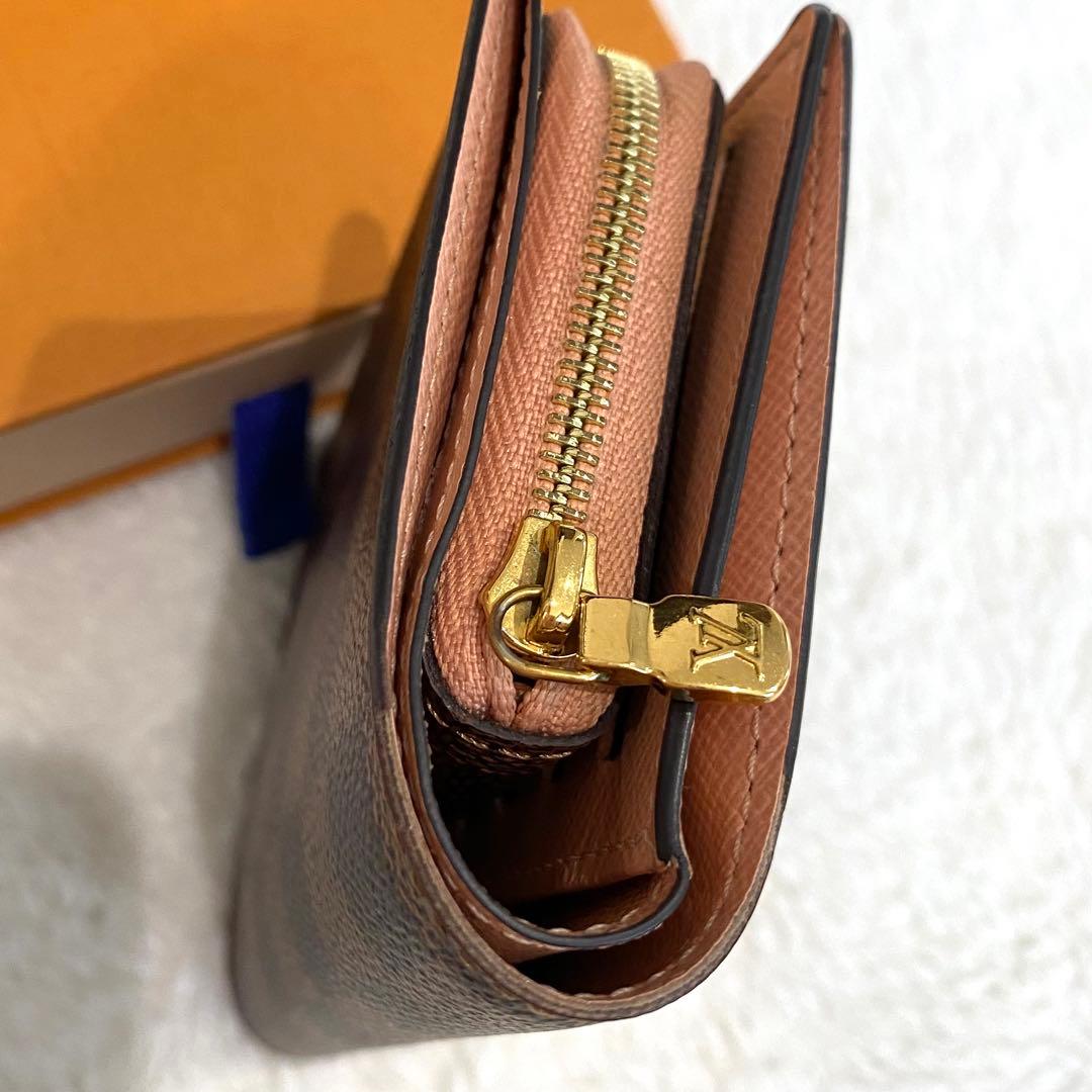 ルイヴィトン ポルトフォイユジュリエット　 二つ折り財布　ピンク