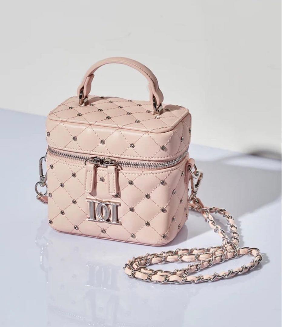 ダーリッチ　Darich キルティングビジュースクエアミニバッグ ピンク