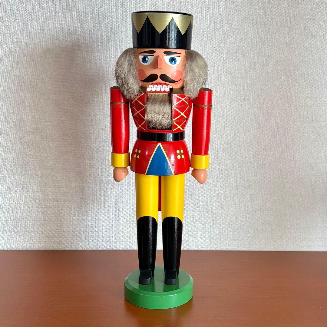 ドイツ エルツ山地 くるみ割り人形 王様 高さ35cm legler製