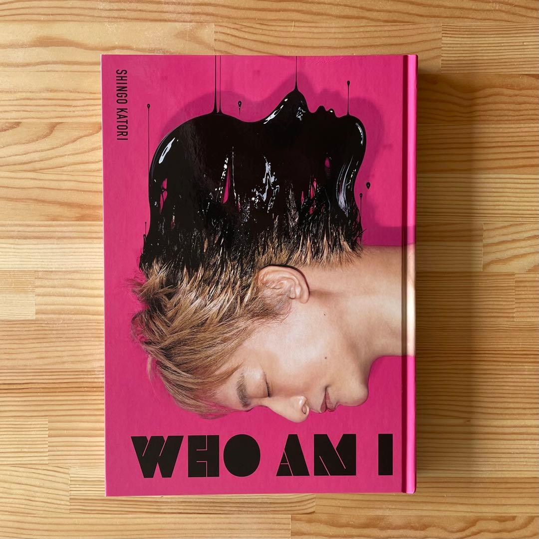 香取慎吾 個展　WHO AM I 図録