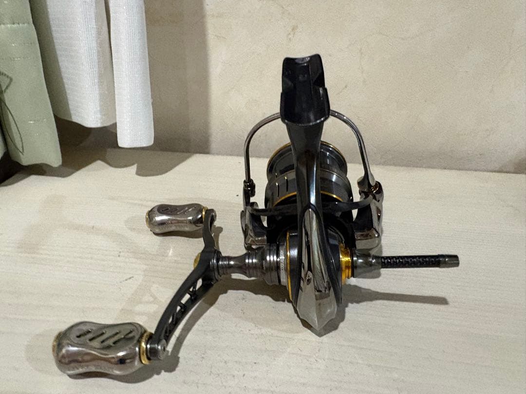 ダイワ　 21ルビアス　エアリティ FC LT2500S カスタム　美品