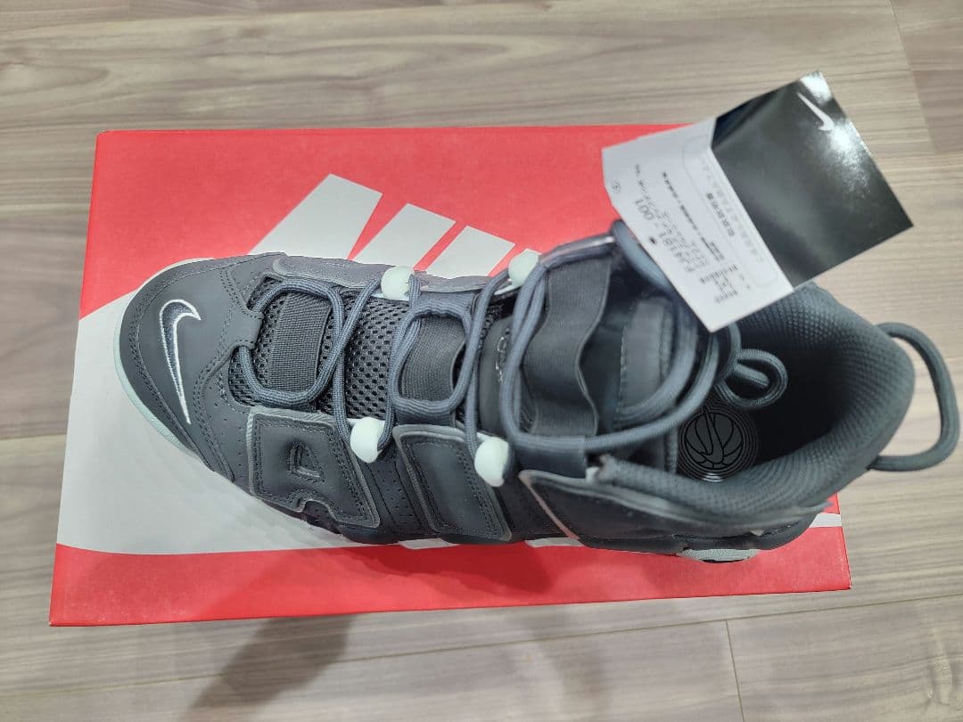 ✨新品・未使用品✨NIKE AIR MORE UPTEMPO '96