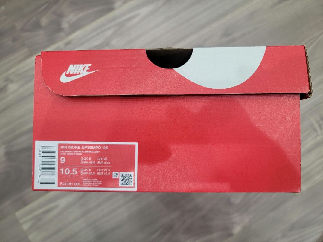 ✨新品・未使用品✨NIKE AIR MORE UPTEMPO '96