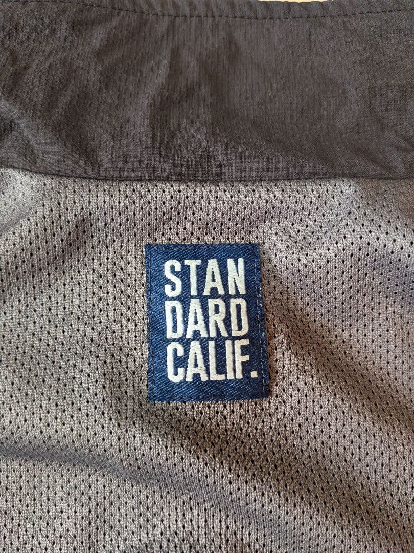 スタンダードカリフォルニア　 ベストとパンツセットアップ　Mサイズ