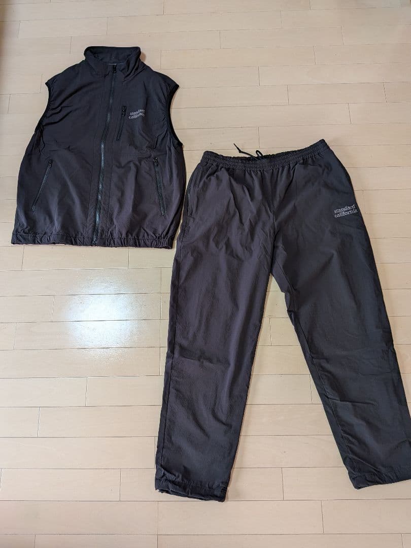 スタンダードカリフォルニア　 ベストとパンツセットアップ　Mサイズ