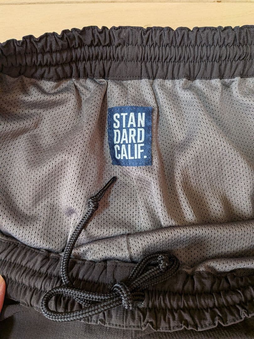 スタンダードカリフォルニア　 ベストとパンツセットアップ　Mサイズ