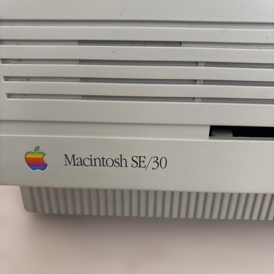 雪*風様 貴重コレクション　Macintosh SE/30 デスクトップPC現状