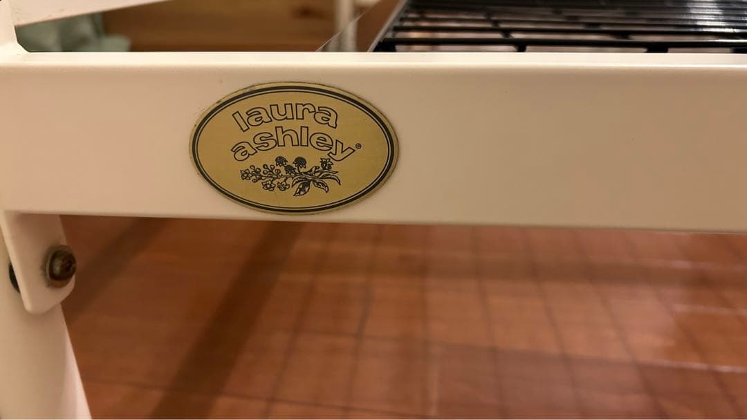 【最終値下げ】ローラアシュレイ　ベッドフレーム　プリンセス