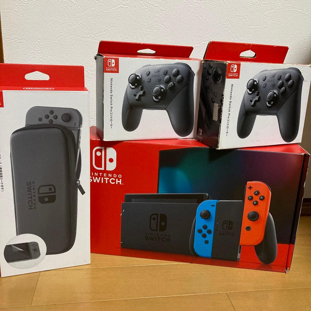 ニンテンドースイッチ本体 、ケース、コントローラー2個付き 箱あり