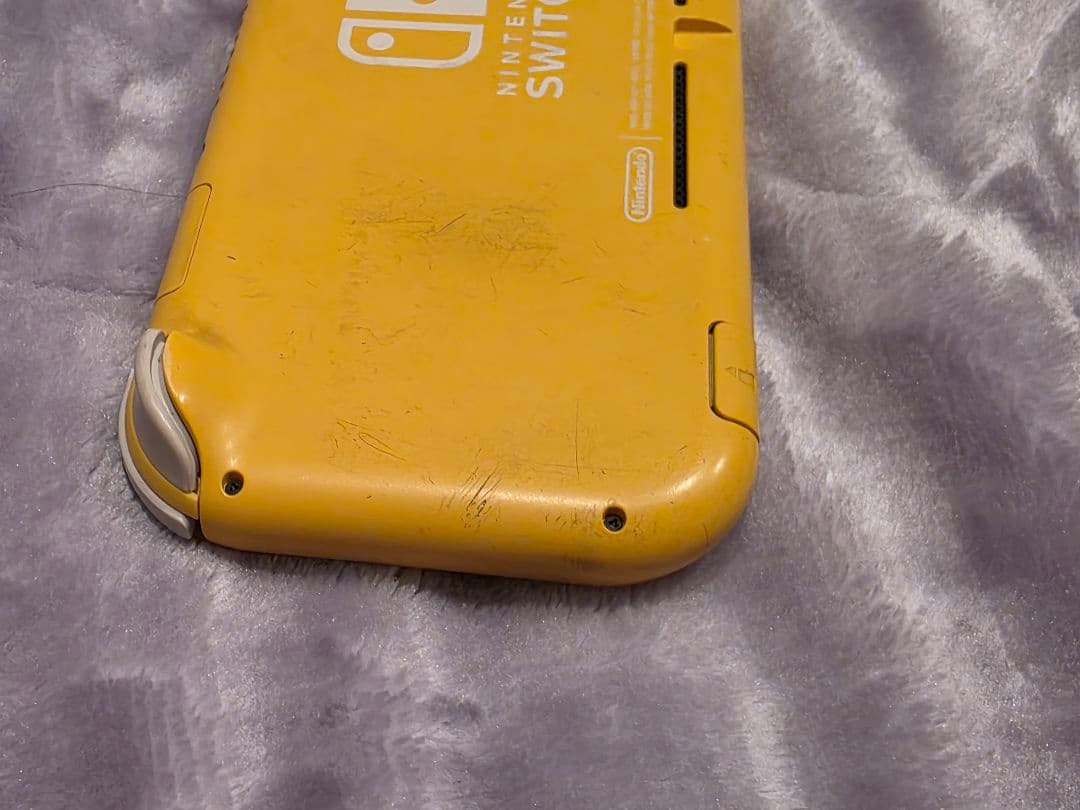 Switchライト イエロー