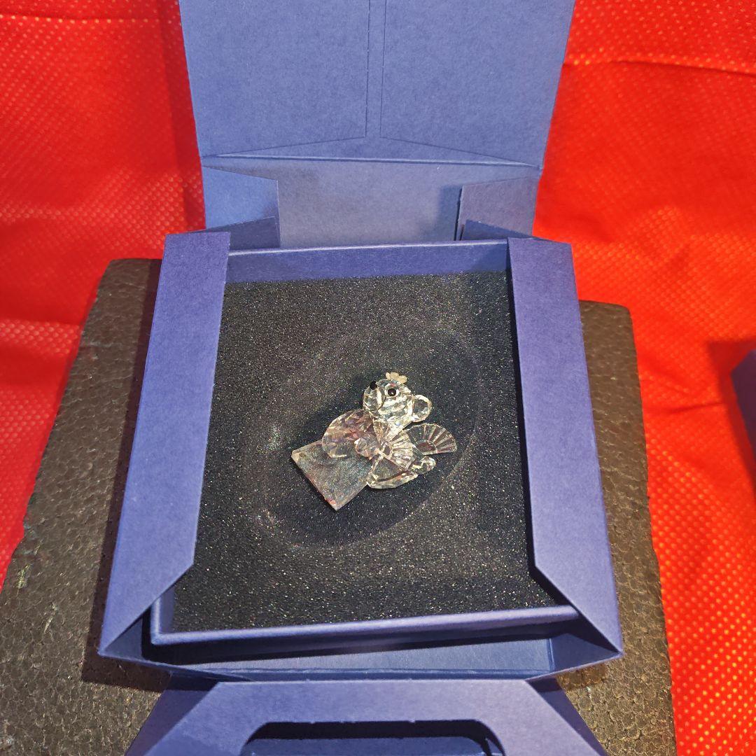 ❁*に様 Swarovski クリスタルベア 約4cm