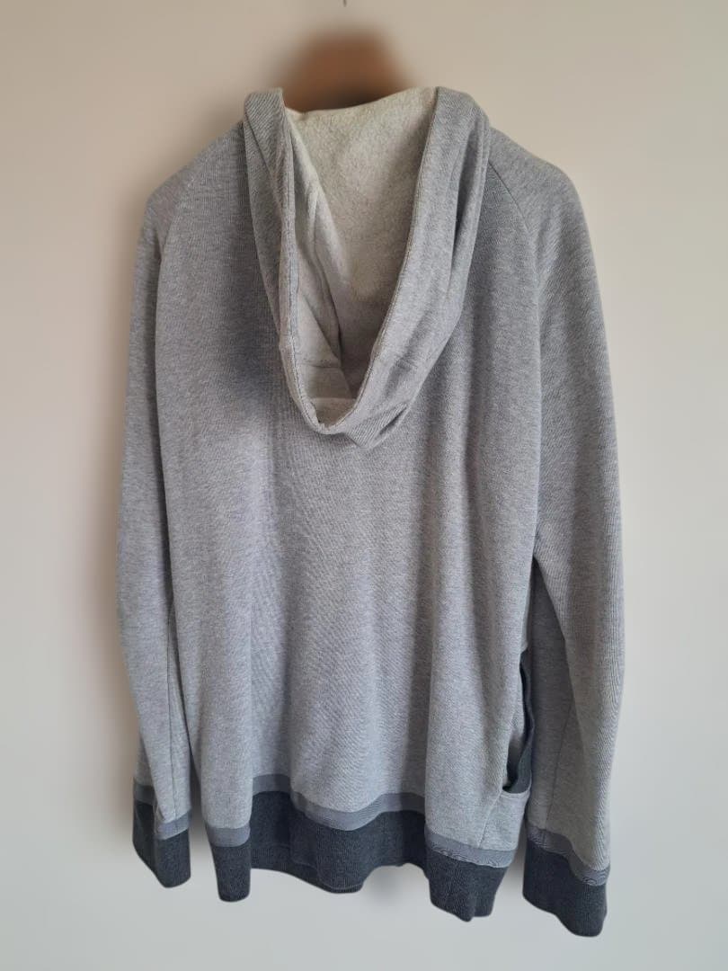 MORINE様シャネル CHANEL パーカー ロゴ 刺繍 リブ 40 グレー