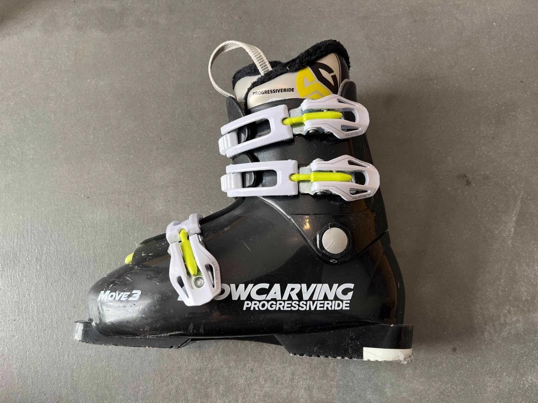 ジュニア　スキー板150　スキーブーツ24　ビンディング　３点セット