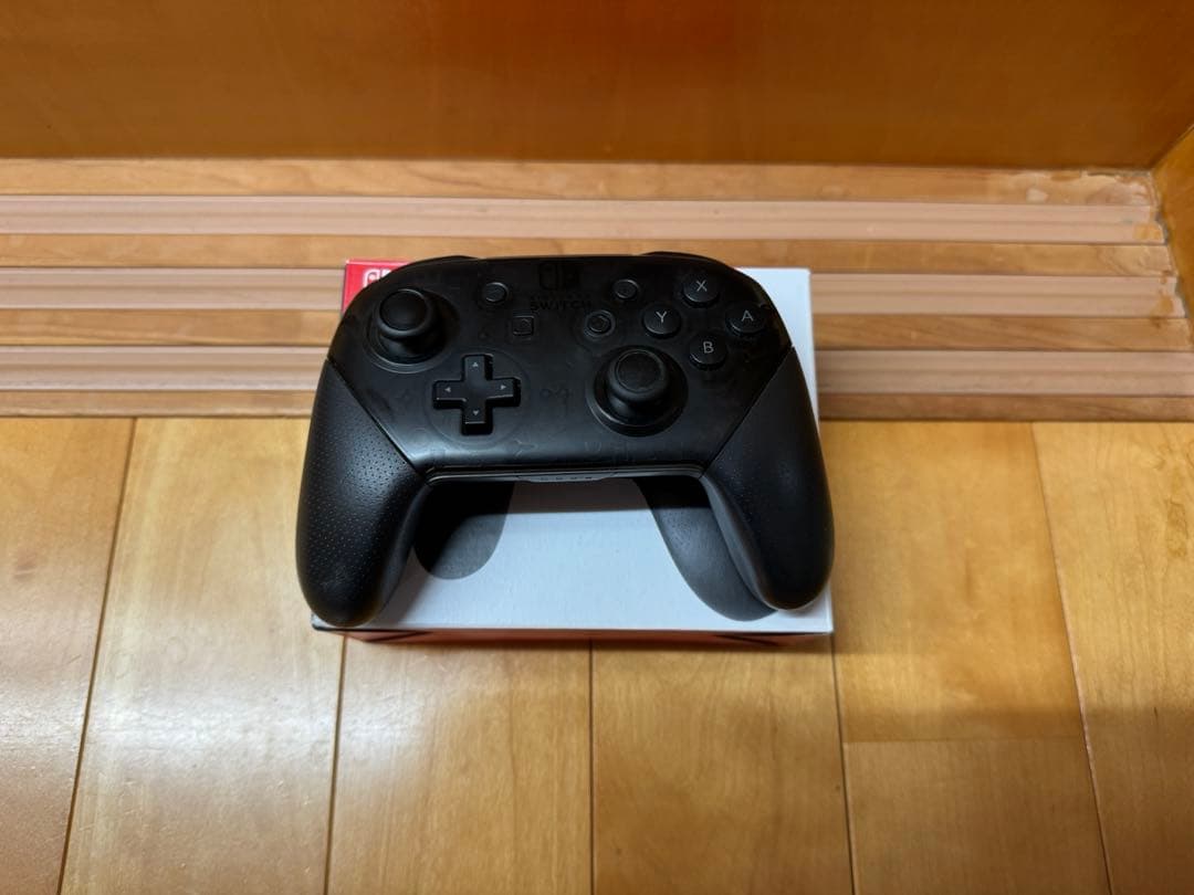 （値下げ中）Nintendo Switch 本体セット（プロコン•カセット付属）