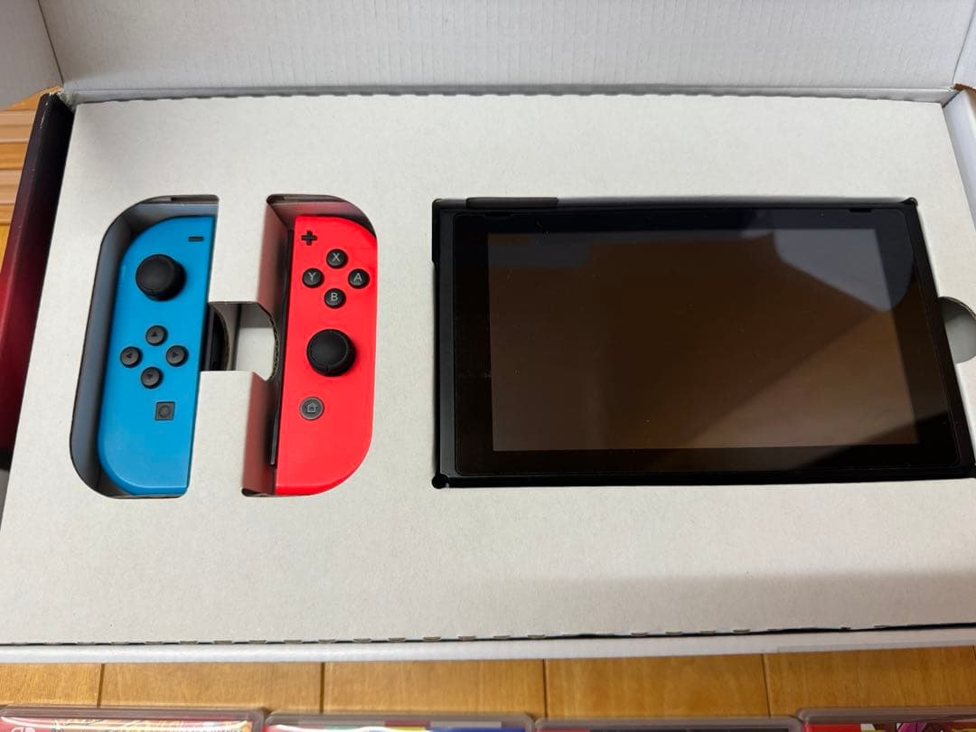 （値下げ中）Nintendo Switch 本体セット（プロコン•カセット付属）
